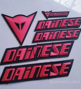 Label Karet Dainese 3d